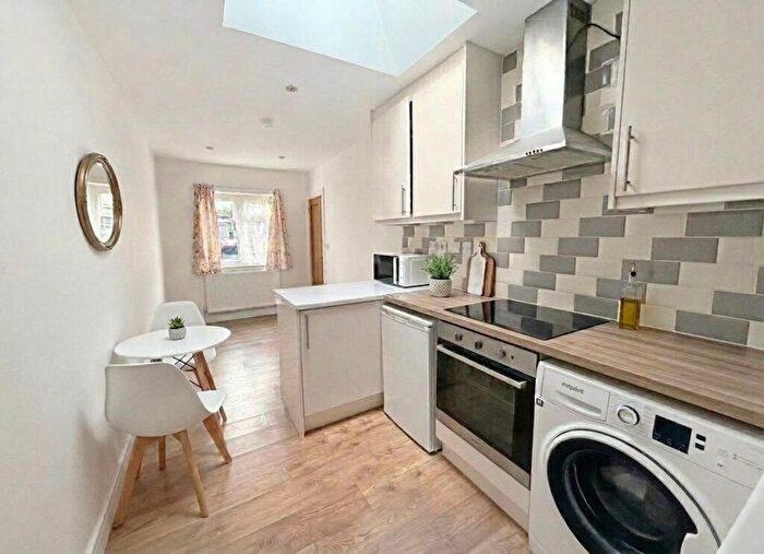 1 Bedroom Property To Rent In Northumberland Road, Harrow, HA2