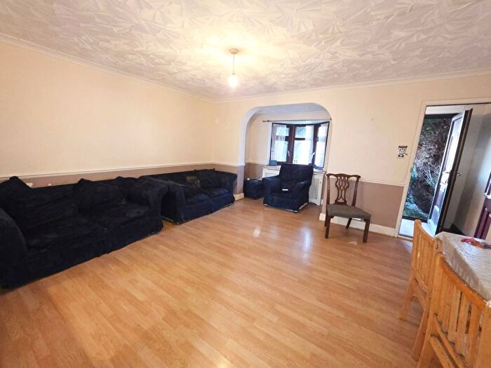 3 Bedroom Terraced House To Rent In Rugby Road, Dagenham, RM9