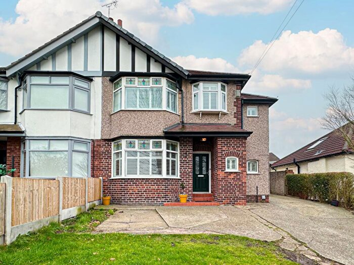 3 Bedroom Semi Detached House For Sale In Pensby Road, Thingwall, CH61