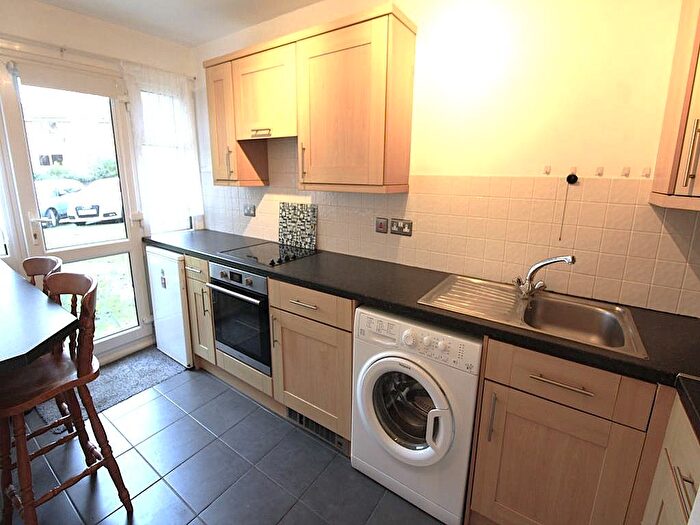 Studio To Rent In Dunraven Drive, Enfield, EN2