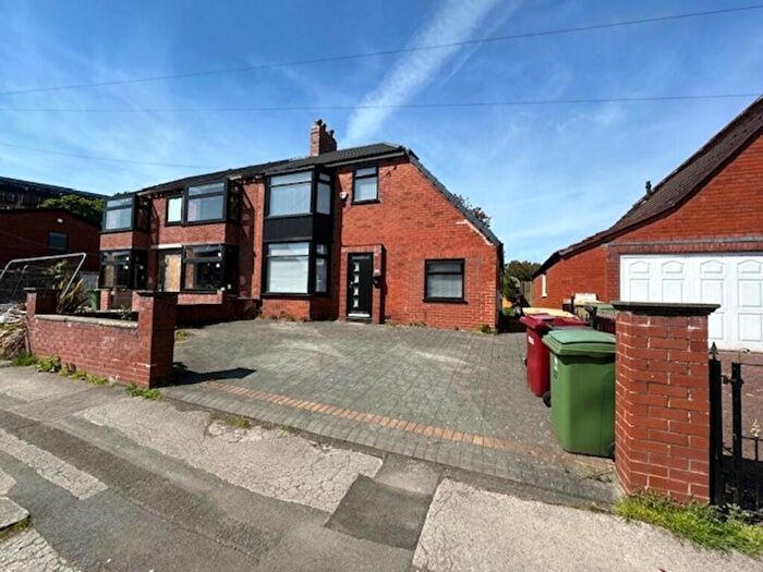 3 Bedroom Semi-Detached House To Rent In Hill Cot Road, Sharples, Bolton, BL1