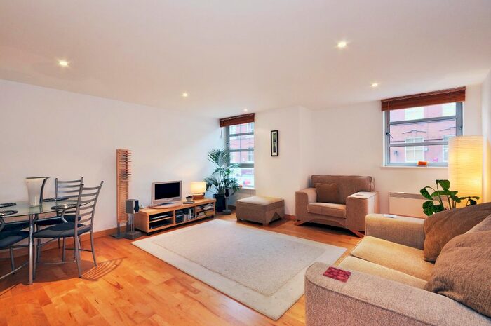 1 Bedroom Flat To Rent In Leyden Street, London, E1