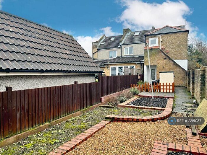 1 Bedroom Maisonette To Rent In Charles Street, Greenhithe, DA9