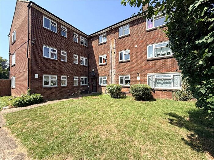 1 Bedroom Apartment For Sale In Tower Road, Ware, Hertfordshire, SG12