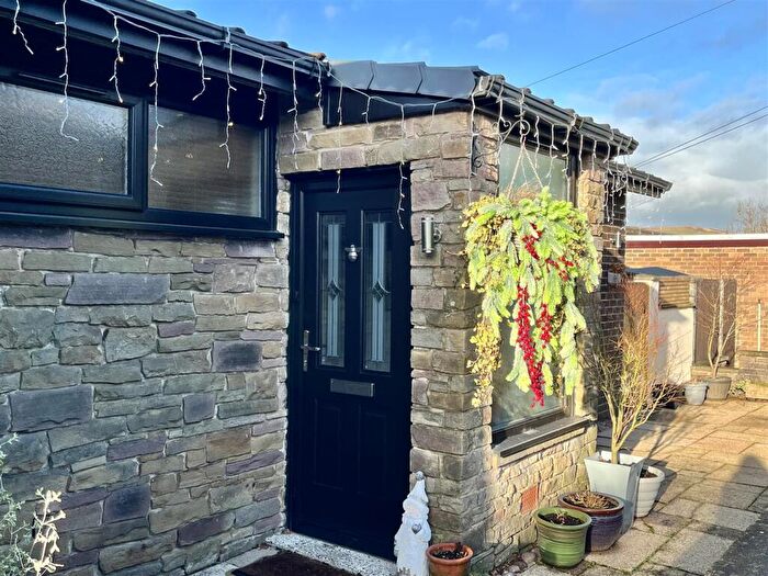 4 Bedroom Detached House For Sale In Church Brow, Mottram, Hyde, SK14