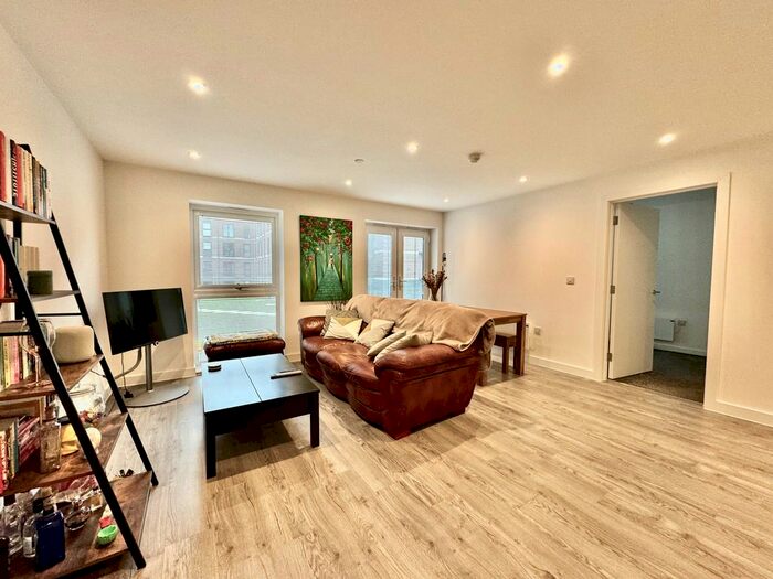 2 Bedroom Flat To Rent In Burley Road, Burley, Leeds, LS4