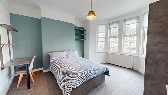 6 Bedroom House To Rent In Fishponds Road, Fishponds, Bristol, BS16