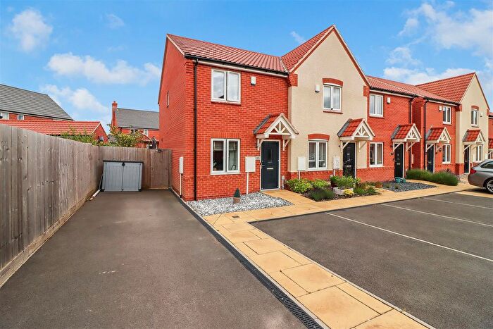 2 Bedroom Semi-Detached House For Sale In Patterdale Road, Newbold, Chesterfield, S41