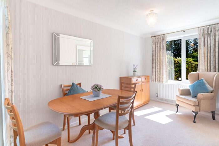 3 Bedroom Apartment For Sale In Thornton Court, Girton, CB3