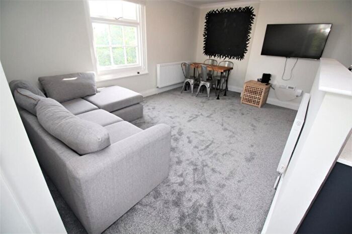 4 Bedroom Apartment To Rent In Picton Manor, City Centre, Newcastle Upon Tyne, NE1