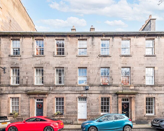 3 Bedroom Flat For Sale In (Bf) Cheyne Street, Stockbridge, Edinburgh, EH4