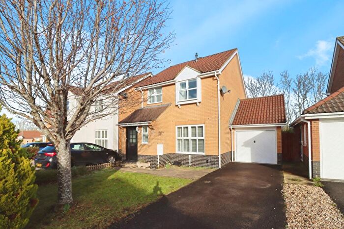 3 Bedroom Detached House For Sale In The Bluebells, Bradley Stoke, Bristol, Gloucestershire, BS32