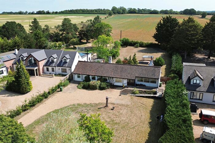 4 Bedroom Detached Bungalow For Sale In East Winch Road, Ashwicken, King's Lynn, PE32