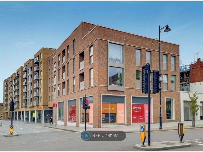 2 Bedroom Flat To Rent In Purser Court, London, N8