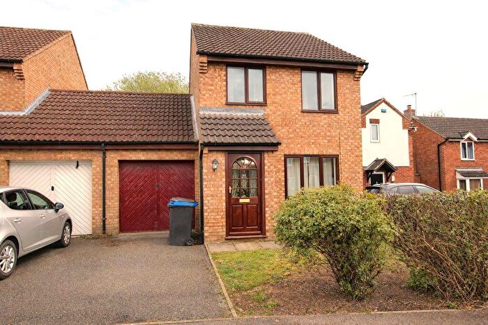 3 Bedroom Detached House To Rent In Brashland Drive, Northampton, NN4