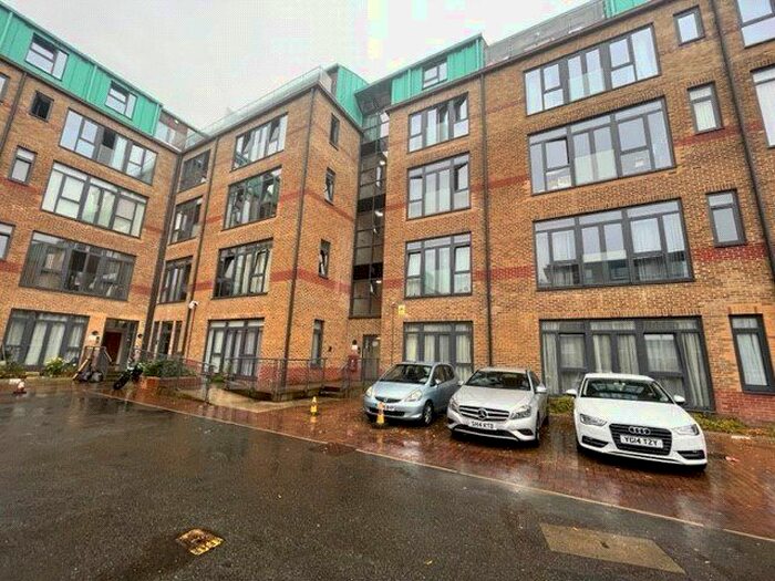 1 Bedroom Flat To Rent In Langley Park, Cowley, Greater London, UB8