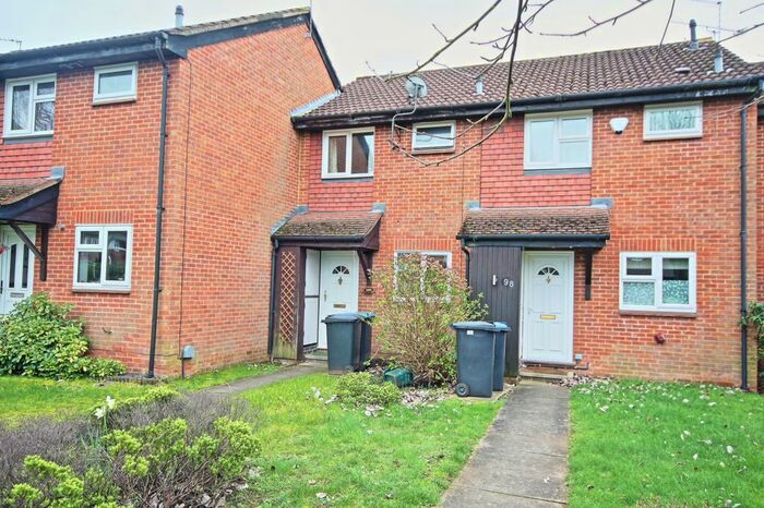 2 Bedroom Terraced House To Rent In Bitterne Drive, Woking, GU21