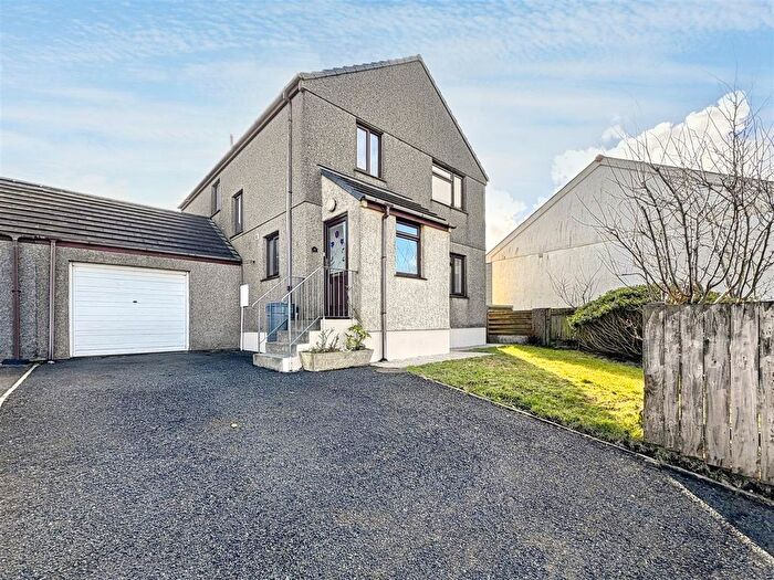 4 Bedroom Link Detached House For Sale In Family Home In Rural Setting, Carnkie, Helston, TR13