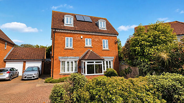 4 Bedroom Detached House For Sale In Pochard Crescent, Herne Bay, CT6
