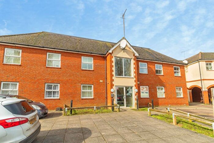1 Bedroom Flat For Sale In Newton Road, Bletchley, Milton Keynes, MK3