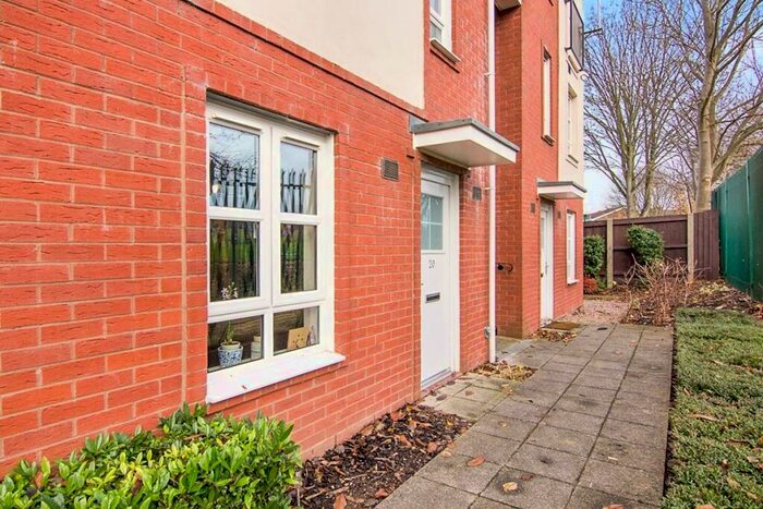 1 Bedroom Flat To Rent In Heathlands Grange, Burton-On-Trent, Staffordshire, DE15