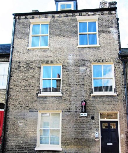 2 Bedroom Flat To Rent In Victoria Street, Cambridge, CB1