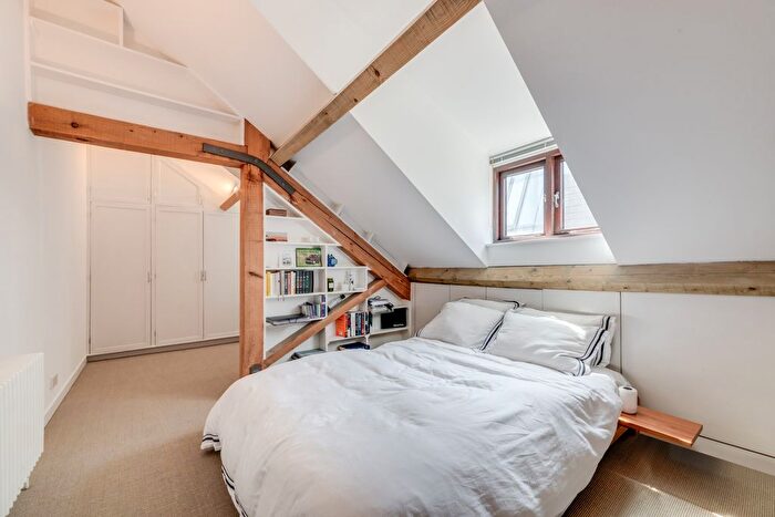 2 Bedroom Flat For Sale In Granary House, Hope Wharf, SE16