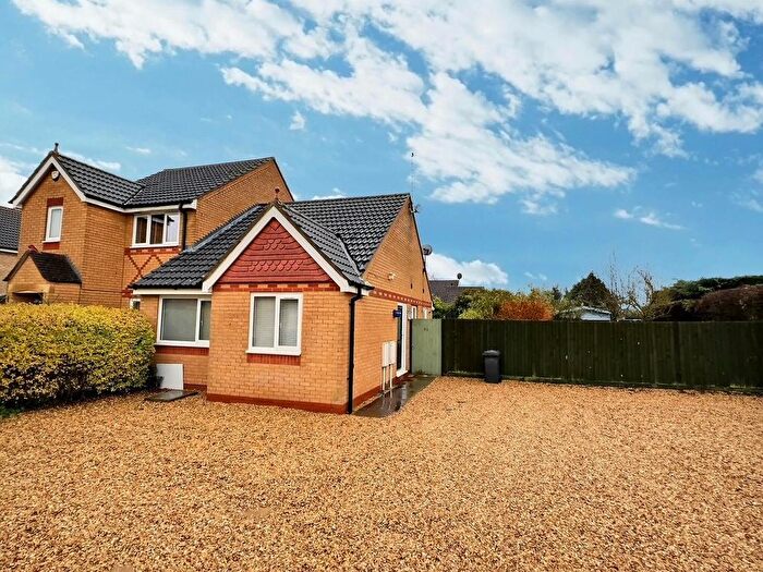 2 Bedroom Semi-Detached Bungalow To Rent In Portchester Close, Peterborough, PE2