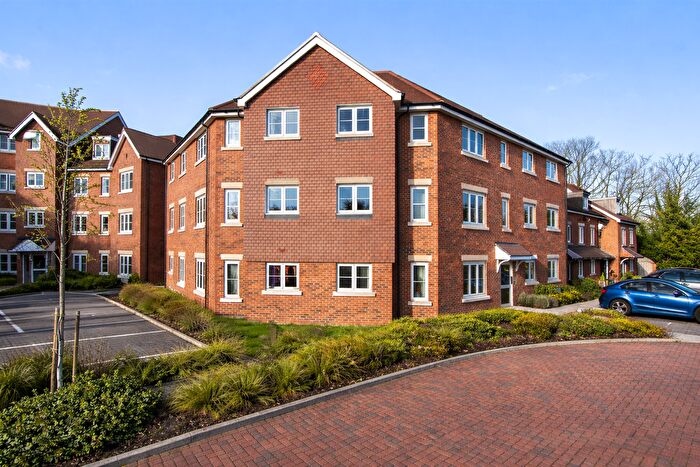 2 Bedroom Flat To Rent In Lockhart Road, Watford, Hertfordshire, WD17