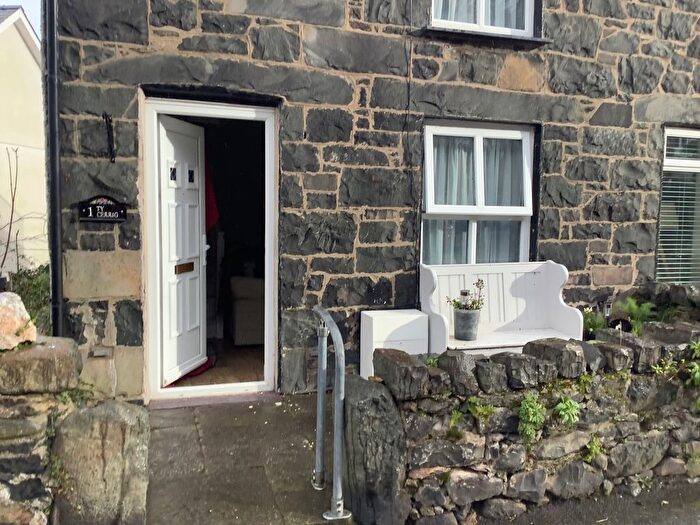 2 Bedroom End Terrace House For Sale In Nant Y Felin Road, Llanfairfechan, LL33