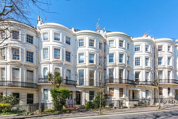 1 Bedroom Flat To Rent In Montpelier Road, Brighton, Bb., BN1