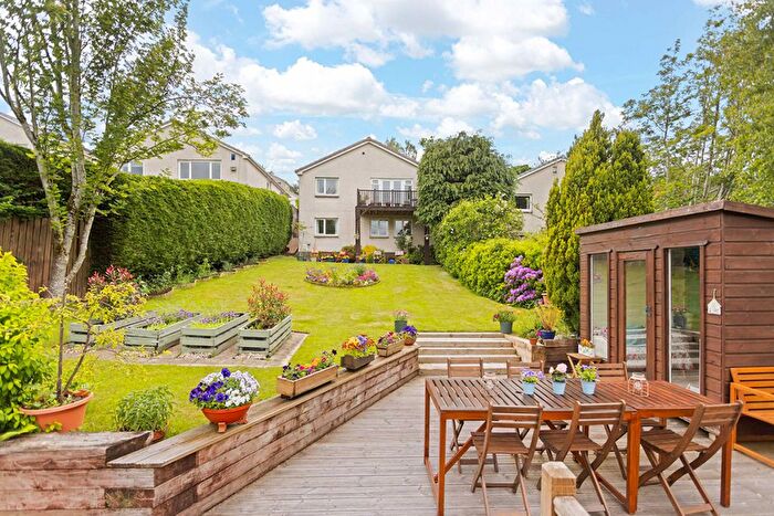 4 Bedroom Detached House For Sale In Waulkmill Drive, Penicuik, Midlothian, EH26