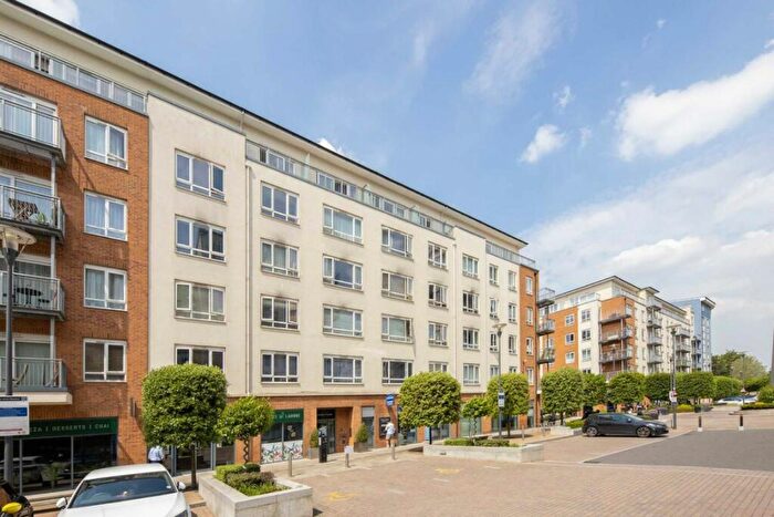 2 Bedroom Flat For Sale In Heritage Avenue, London, NW9