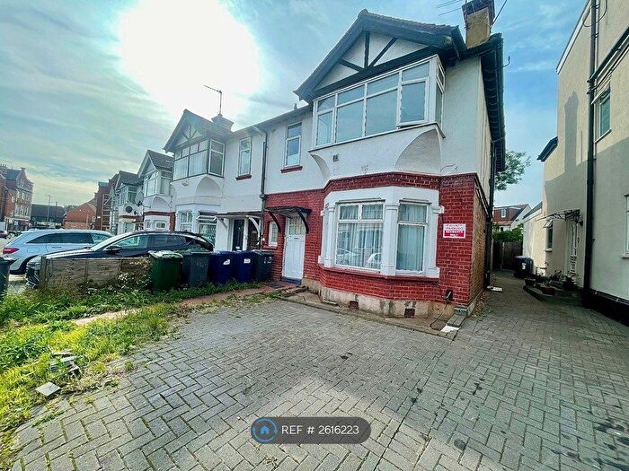 2 Bedroom Maisonette To Rent In Manor Park Crescent, Edgware, HA8