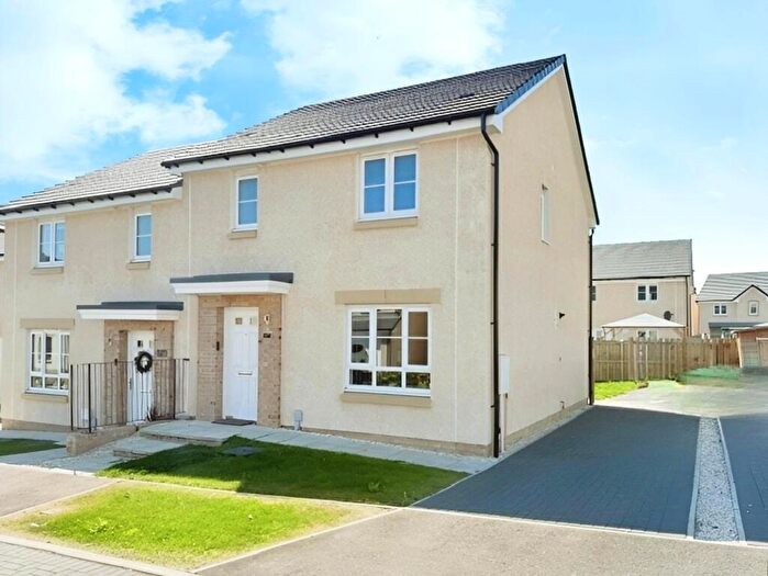 3 Bedroom Semi-Detached House For Sale In Boreland Crescent, Kirkcaldy, KY1