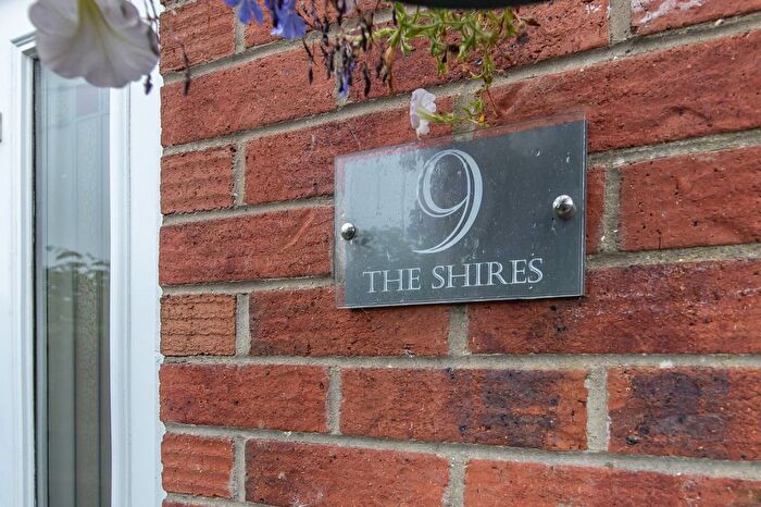 4 Bedroom Semi-Detached House For Sale In Moor End, Holme-On-Spalding-Moor, York, YO43