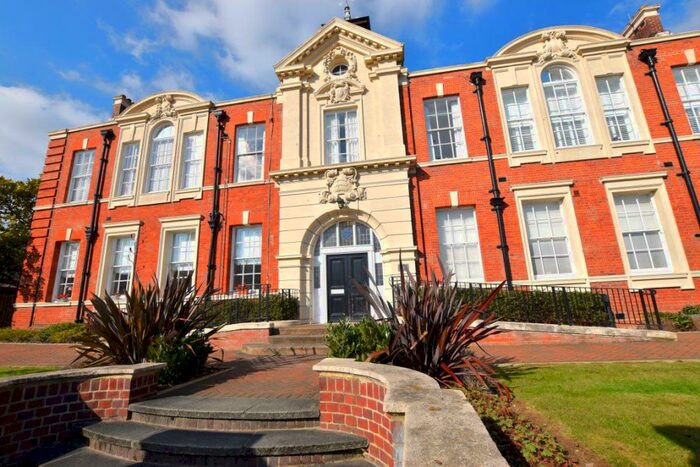 2 Bedroom Apartment To Rent In Tabor House, Braintree, CM7