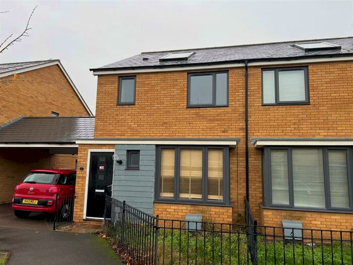 3 Bedroom Semi-Detached House To Rent In Butter Row, Wolverton, Milton Keynes, MK12