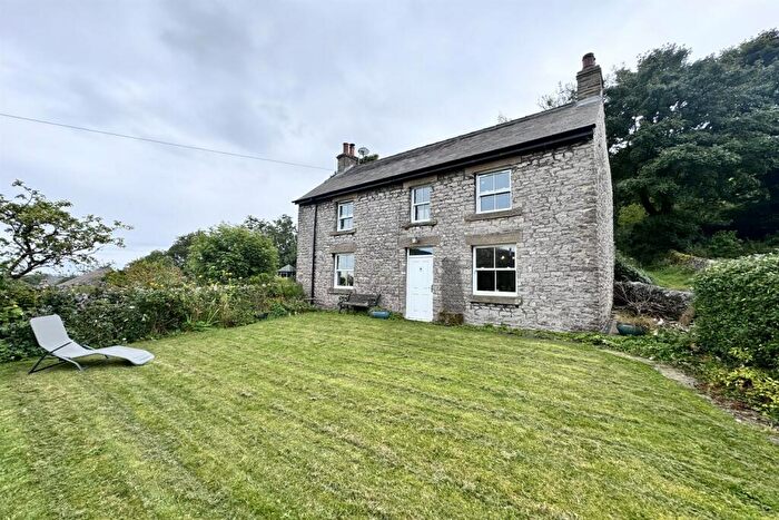 3 Bedroom Detached House To Rent In Wesleyan Chapel Lane, Taddington, SK17