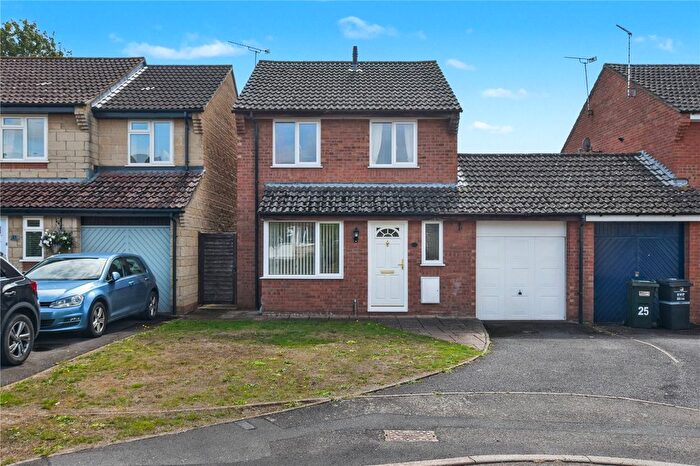 3 Bedroom Detached House For Sale In Kennet Grove, Taunton, Somerset, TA1