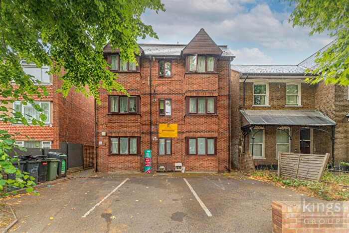 2 Bedroom Flat For Sale In Northumberland Park., London, N17