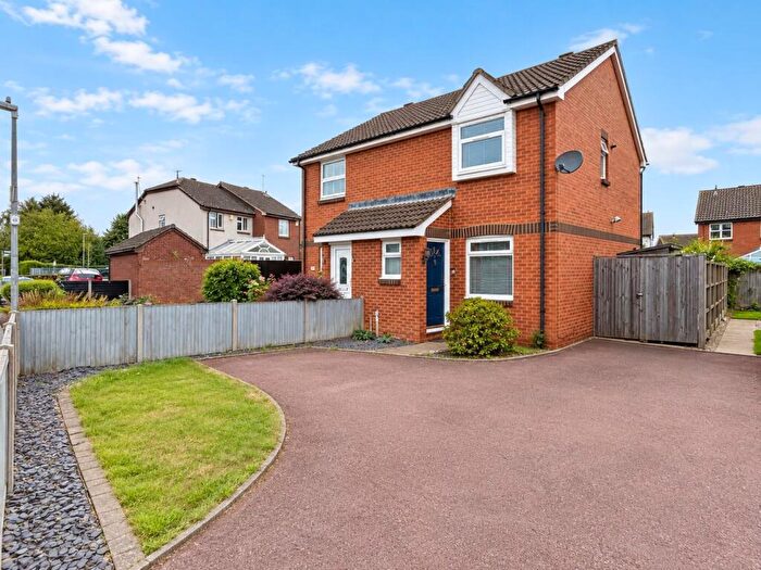 2 Bedroom Semi-Detached House For Sale In Station Road, Teynham, Sittingbourne, ME9
