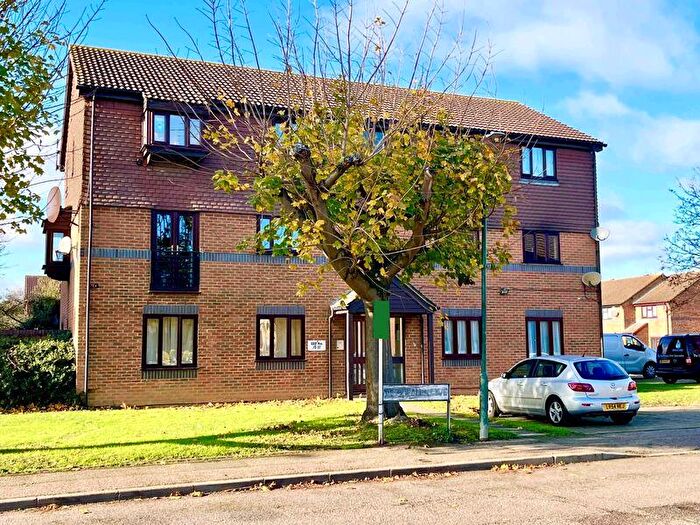 1 Bedroom Flat For Sale In Woodfall Drive, Crayford, DA1