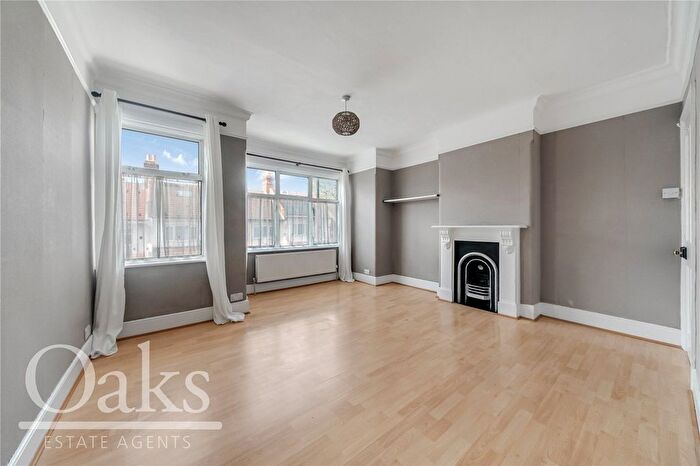 3 Bedroom Semi Detached House For Sale In Grange Park Road, Thornton Heath, CR7