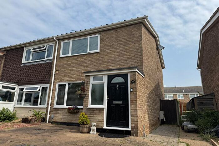 2 Bedroom Semi-Detached House To Rent In Bedroom Semi Detached House In Shoeburyness, SS3