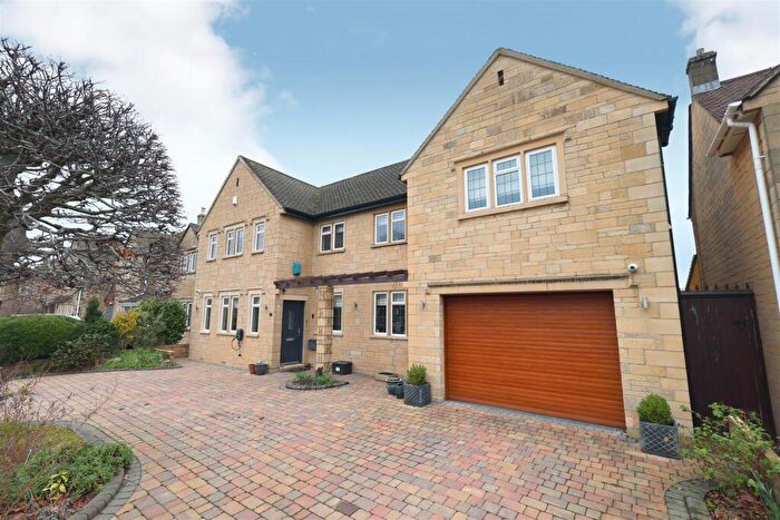 5 Bedroom Detached House For Sale In Park Crescent, Frenchay, Bristol, BS16