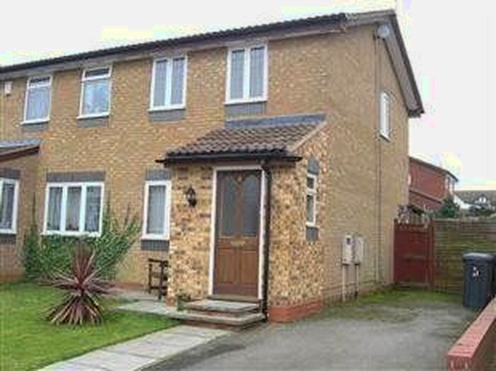2 Bedroom Semi-Detached House To Rent In Catchpole Close, Corby, NN18