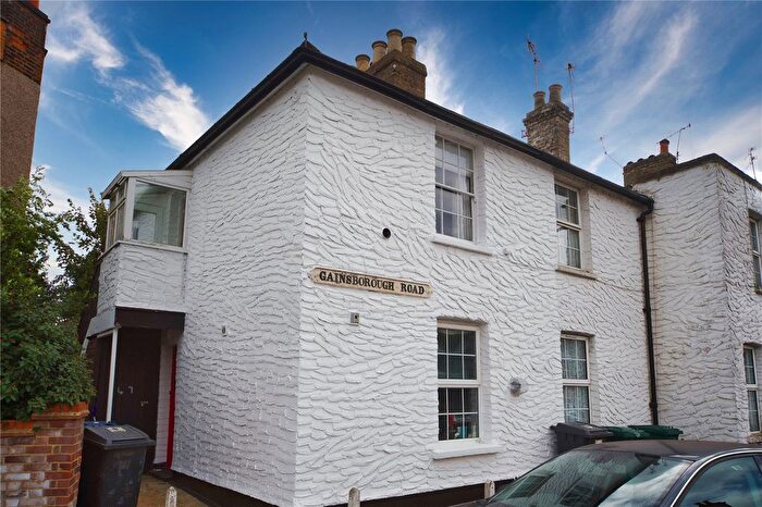 1 Bedroom Flat For Sale In Gainsborough Road, London, N12