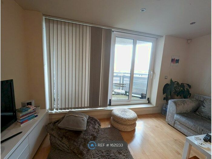 2 Bedroom Flat To Rent In Wards Wharf Approach, London, E16