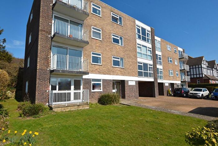 2 Bedroom Flat For Sale In Seabrook Road, Hythe, CT21